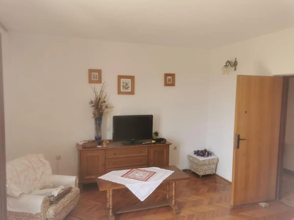 Apartment Novak Jadranovo 0*,  Croatia